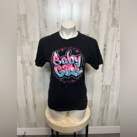 Black tshirt - Picture 1 of 5